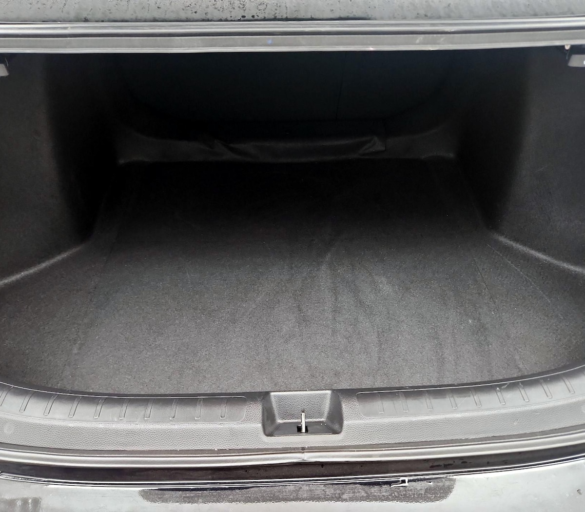 Trunk/Cargo (Seats Up)