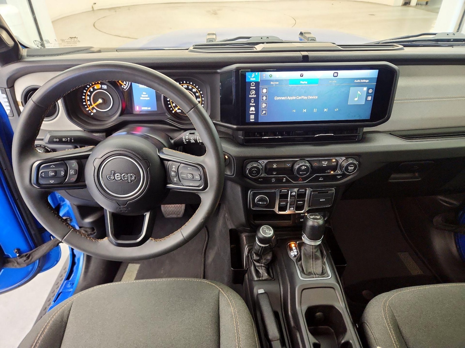 Apple CarPlay® & Android Auto™