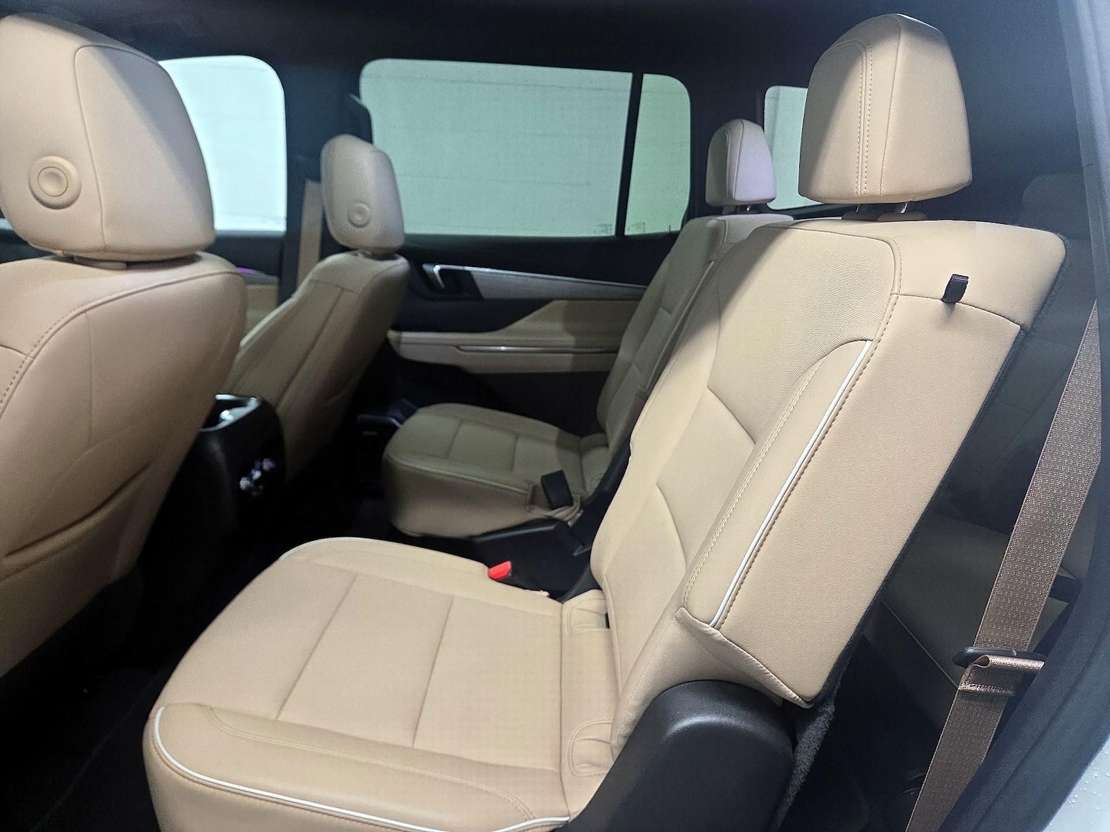 Rear Air Conditioning