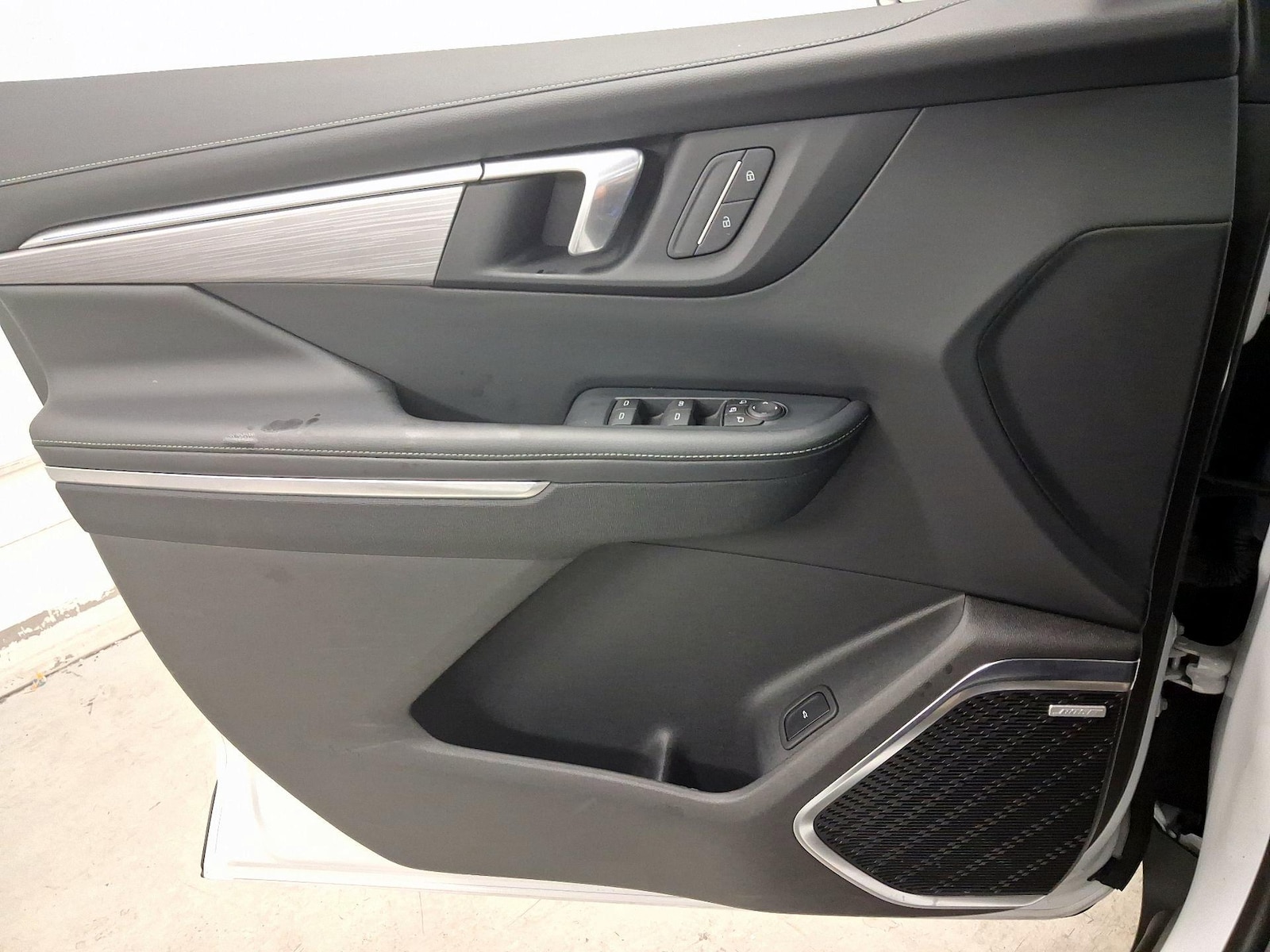 2026 Buick Enclave Preferred - Photo 13
