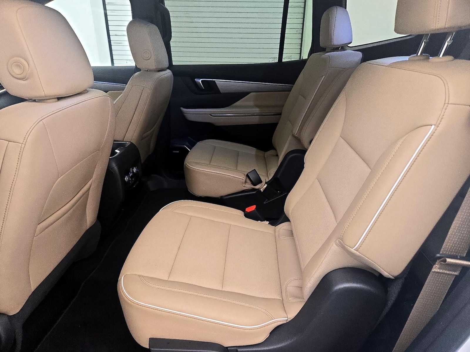 Rear Air Conditioning