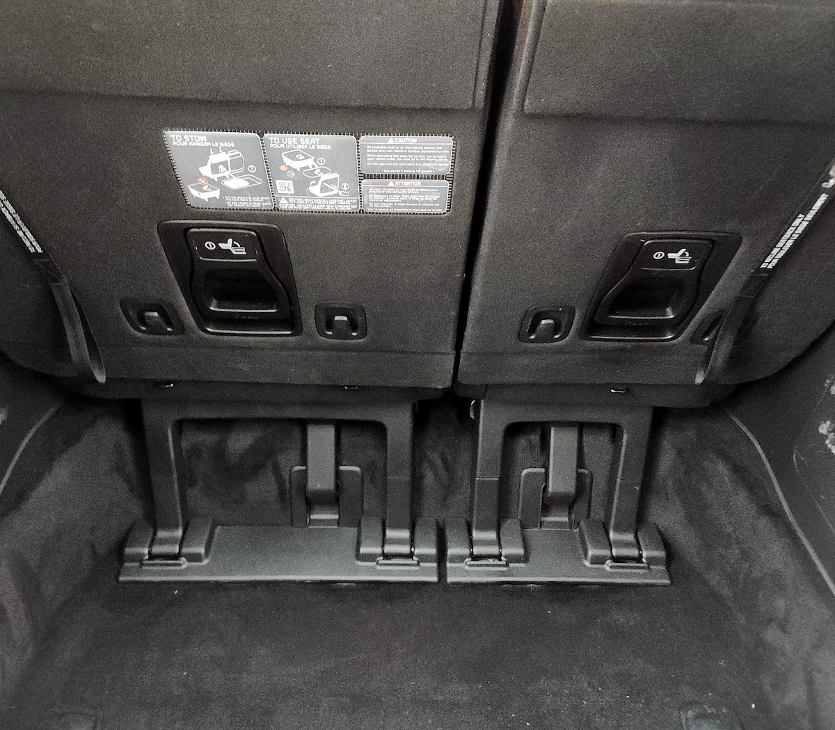 Trunk/Cargo (Seats Up)