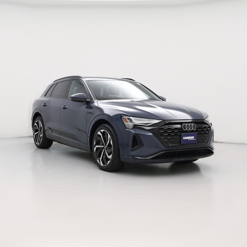 2024 Audi Q8 e-tron Prestige