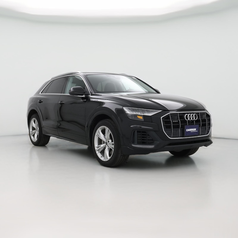 2023 Audi Q8 Premium