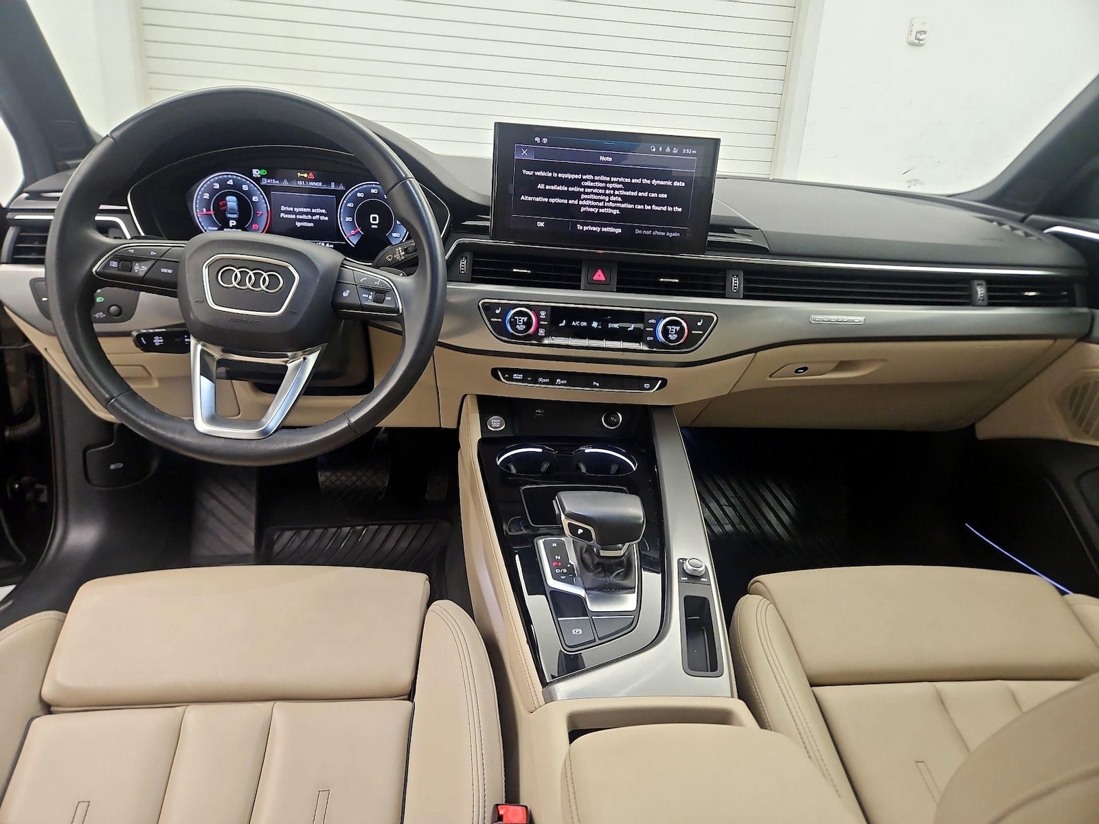 Apple CarPlay®