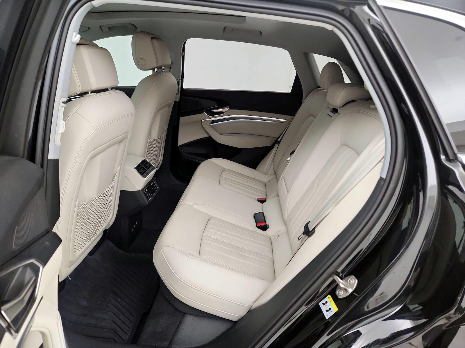 2024 Audi Q8 e-tron Premium Plus - Photo 22