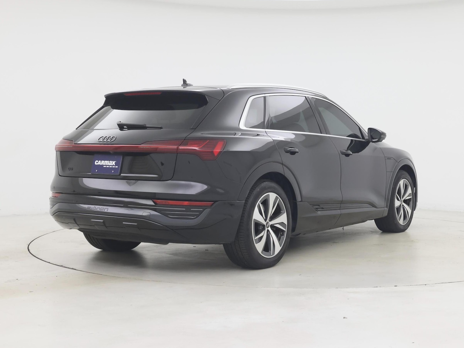 2024 Audi Q8 e-tron Premium Plus - Photo 9