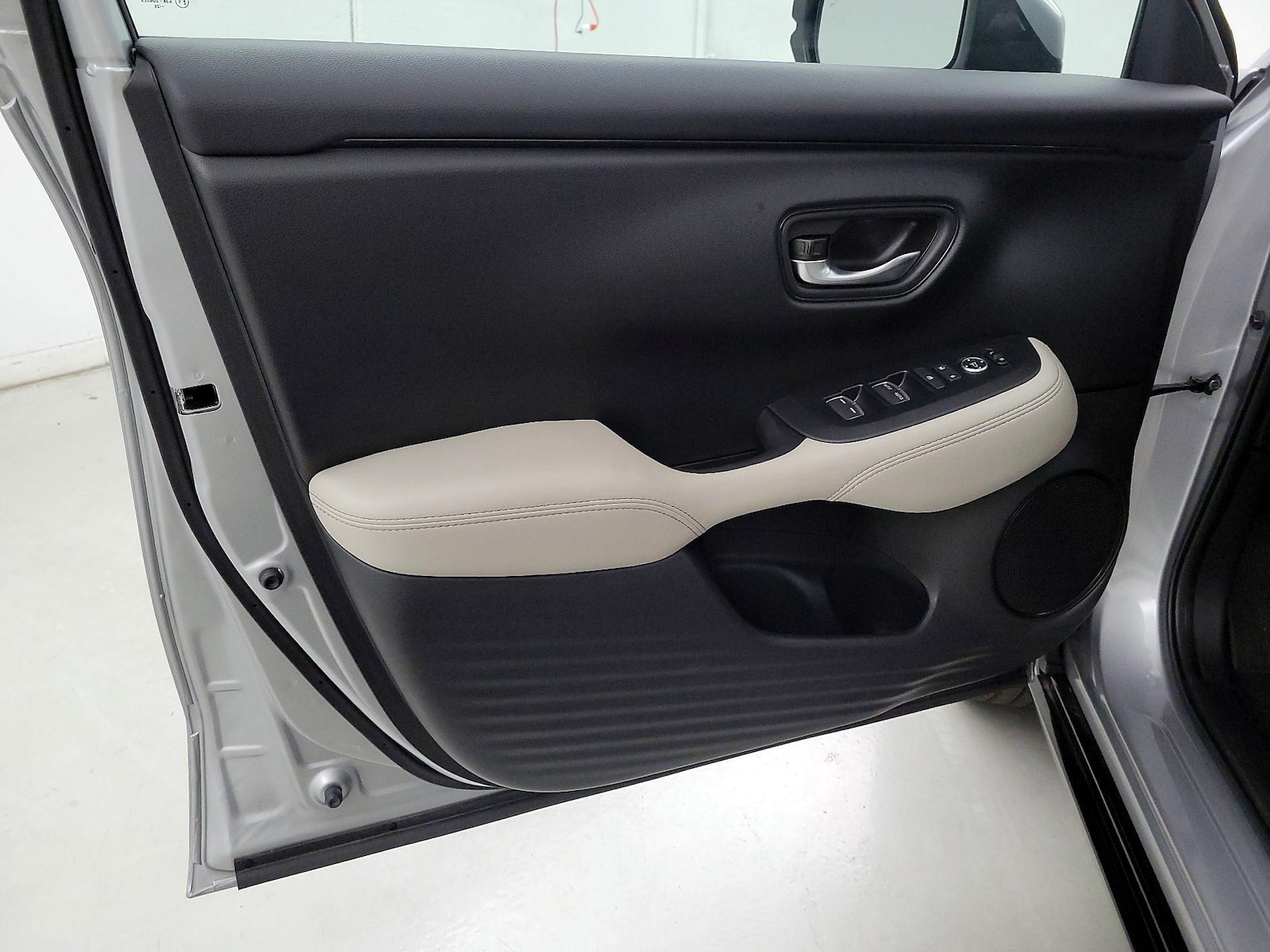 2026 Honda HR-V EX-L - Photo 12
