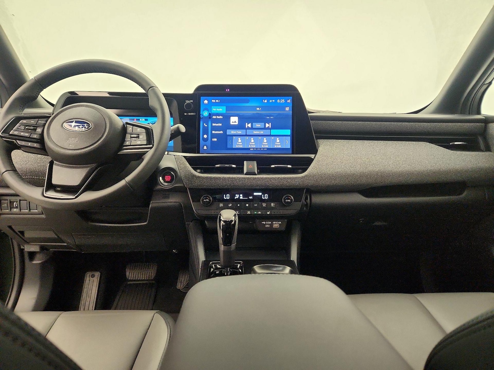 Apple CarPlay® & Android Auto™