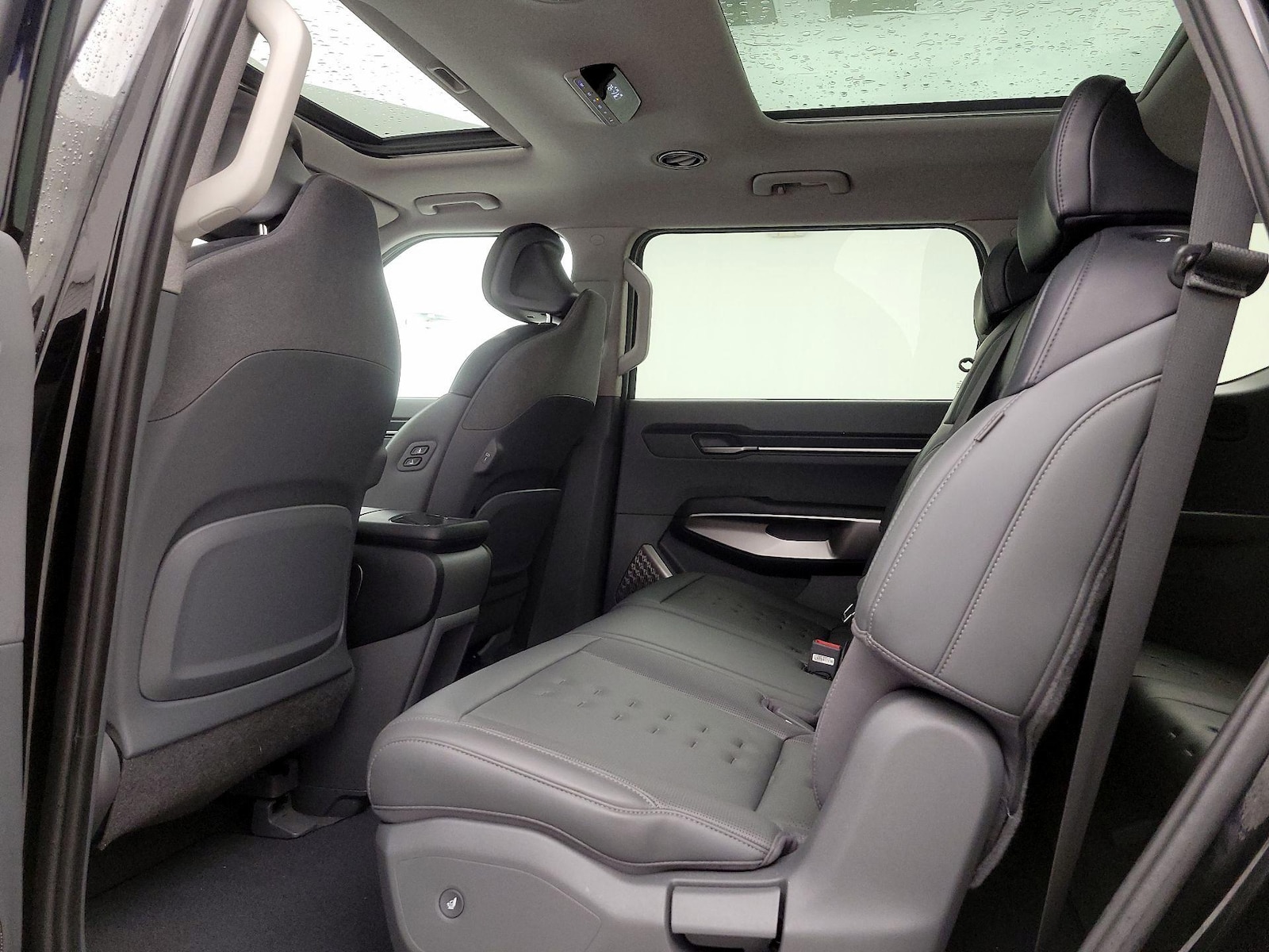 Rear Air Conditioning