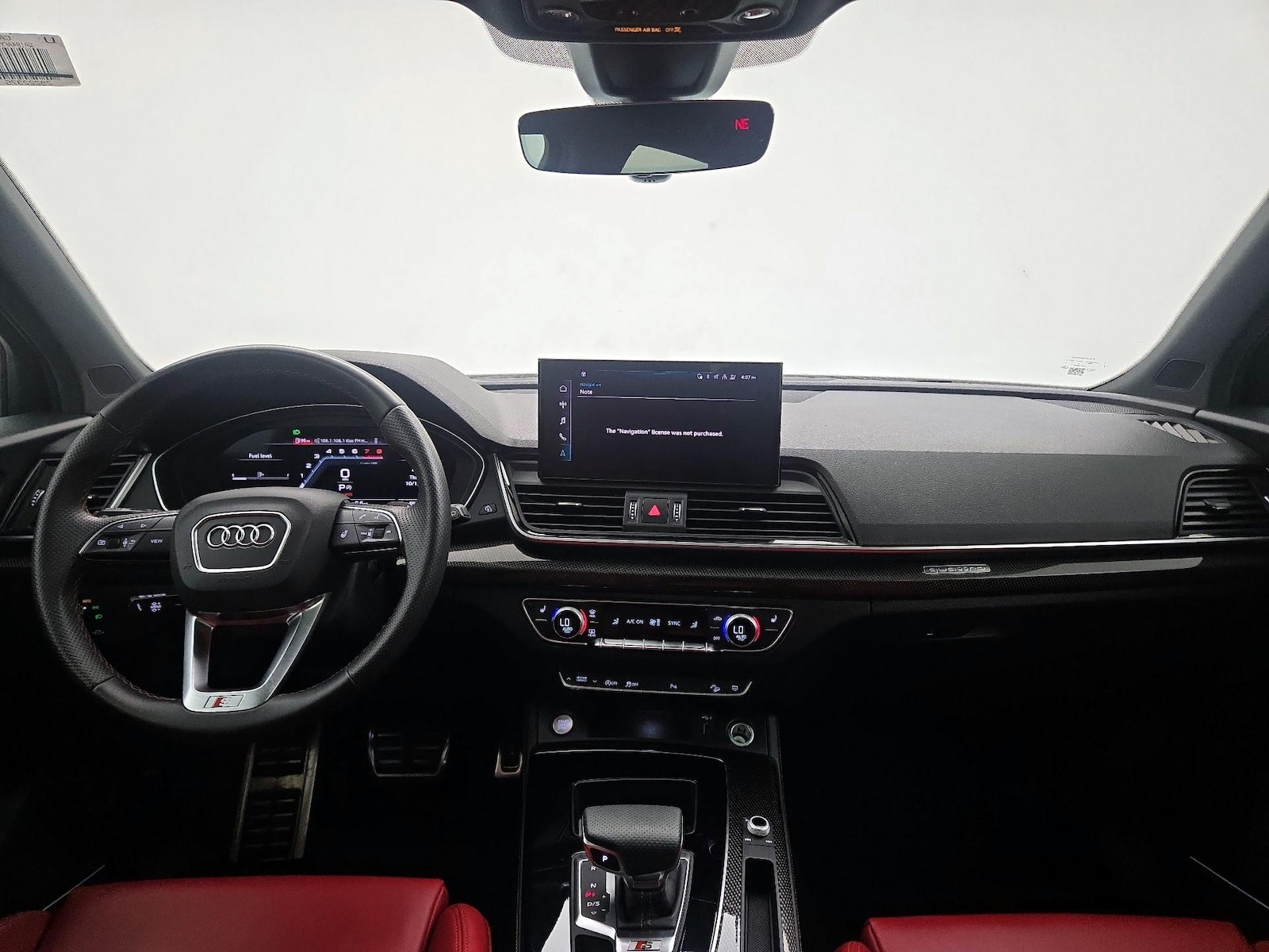 Apple CarPlay® & Android Auto™