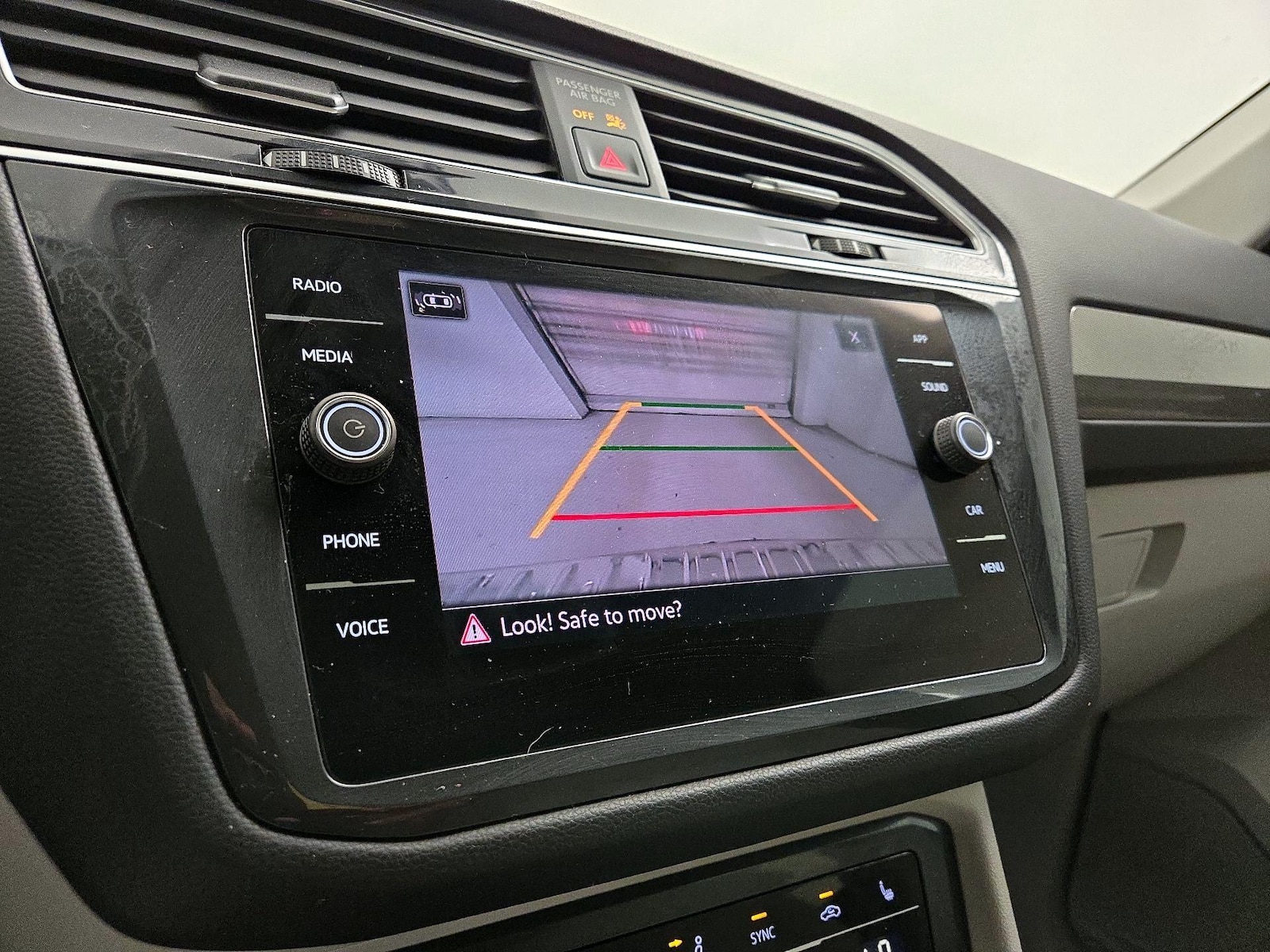 2024 Volkswagen Tiguan SE - Photo 15