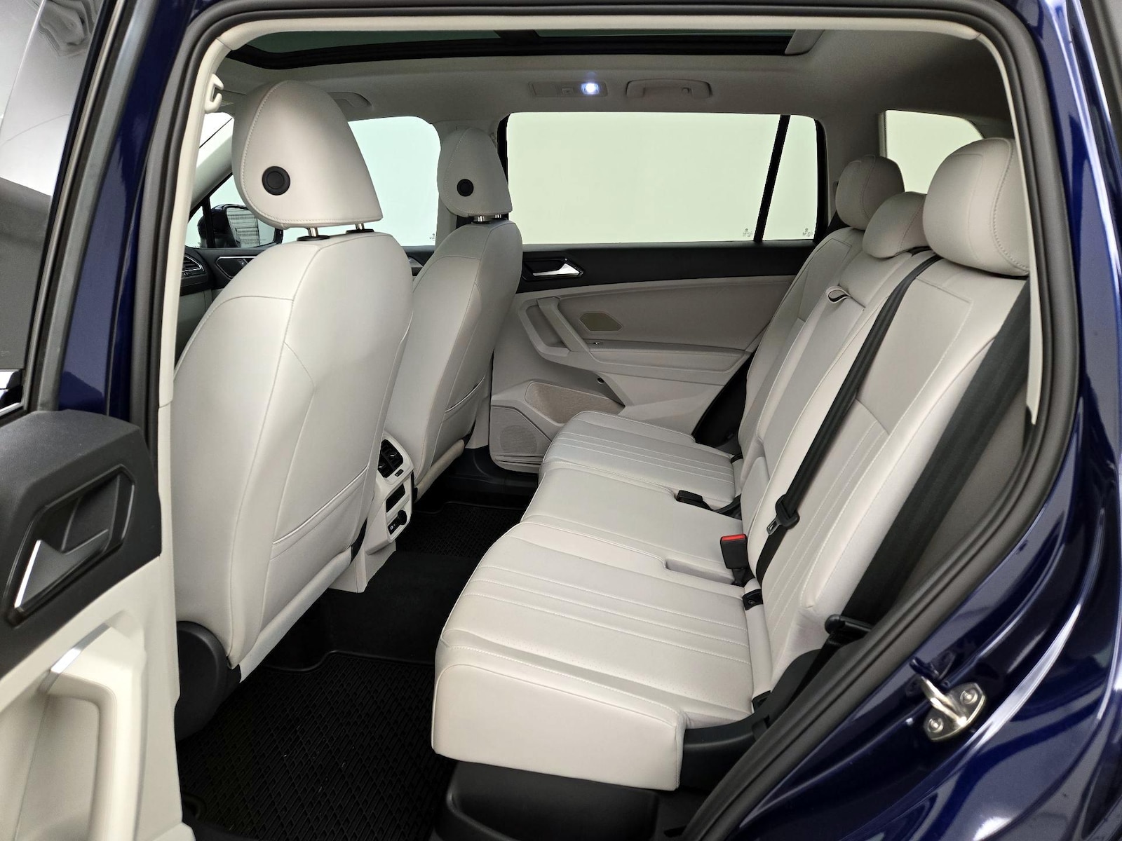 2024 Volkswagen Tiguan SE - Photo 21