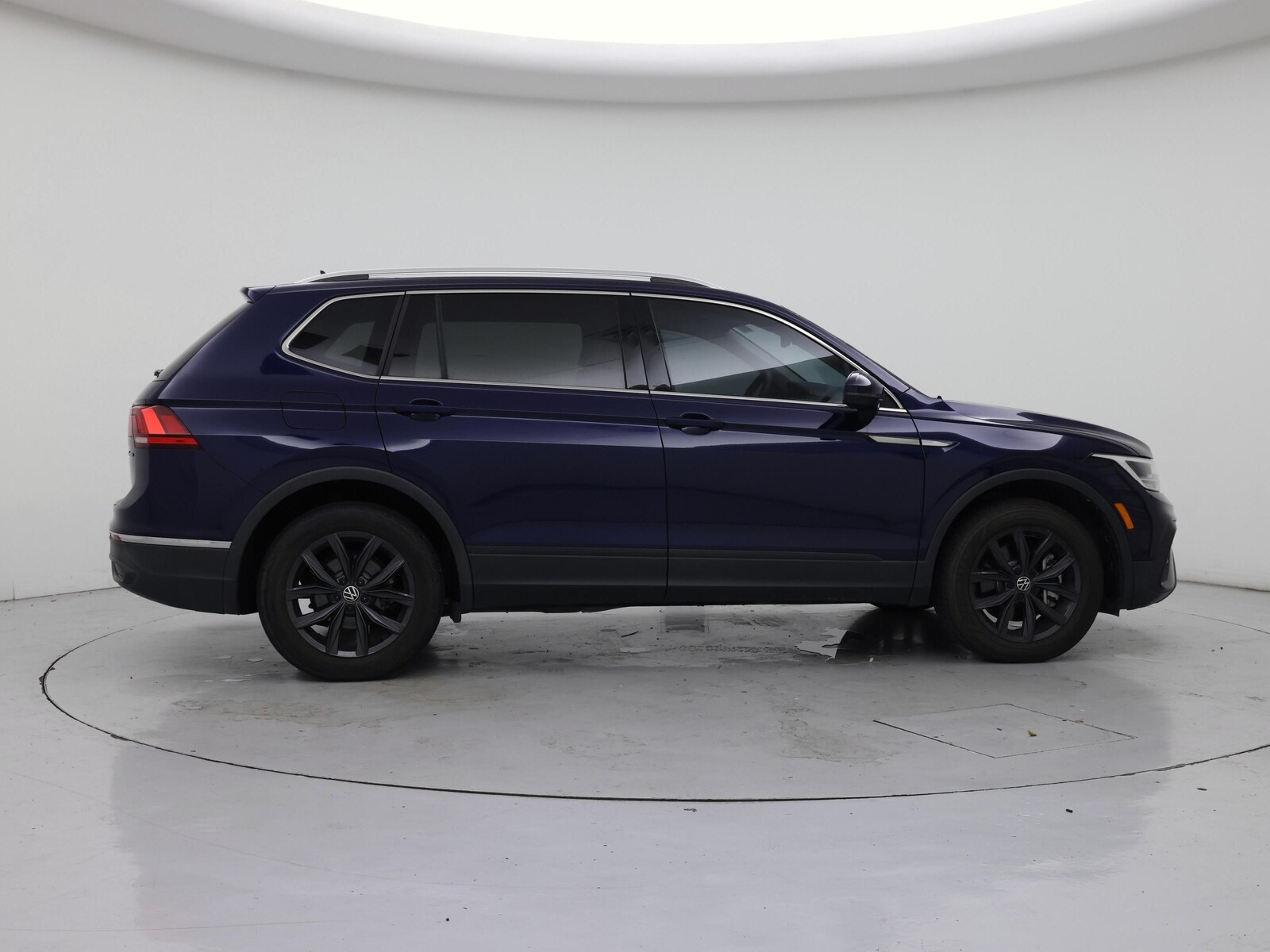 2024 Volkswagen Tiguan SE - Photo 8