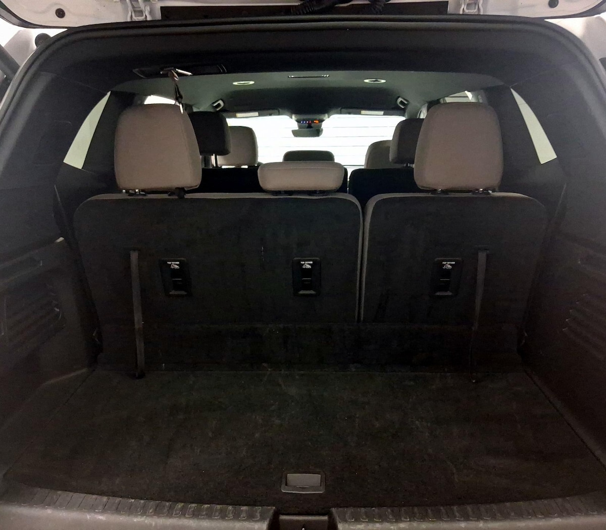Trunk/Cargo (Seats Up)