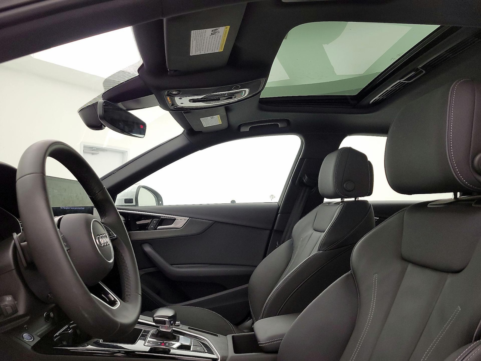 Sunroof(s) & Overhead Airbags