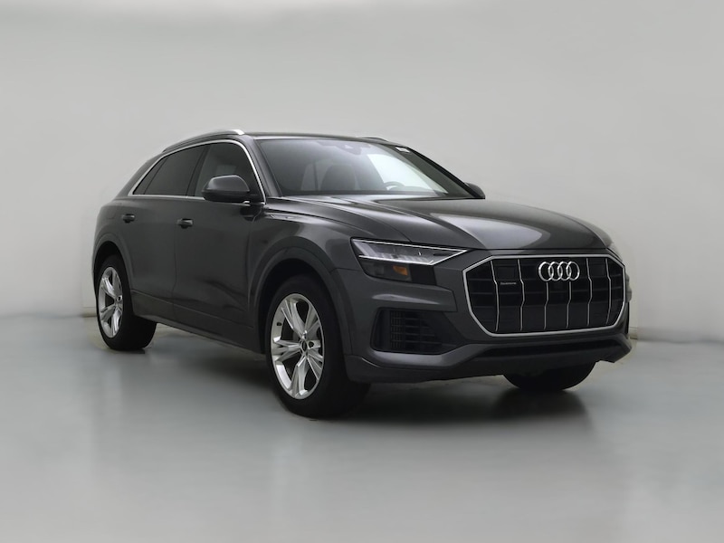 2023 Audi Q8 Premium Plus
