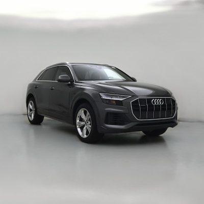 2023 Audi Q8 Premium Plus