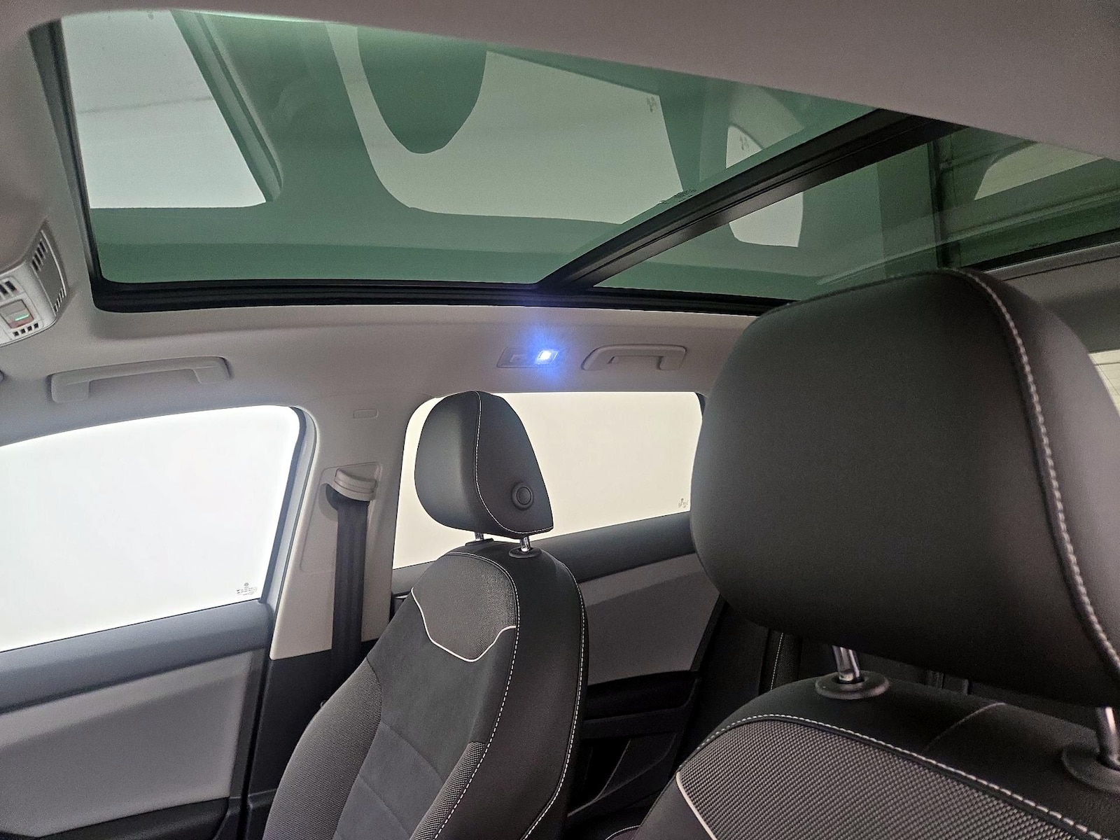 Panoramic Sunroof