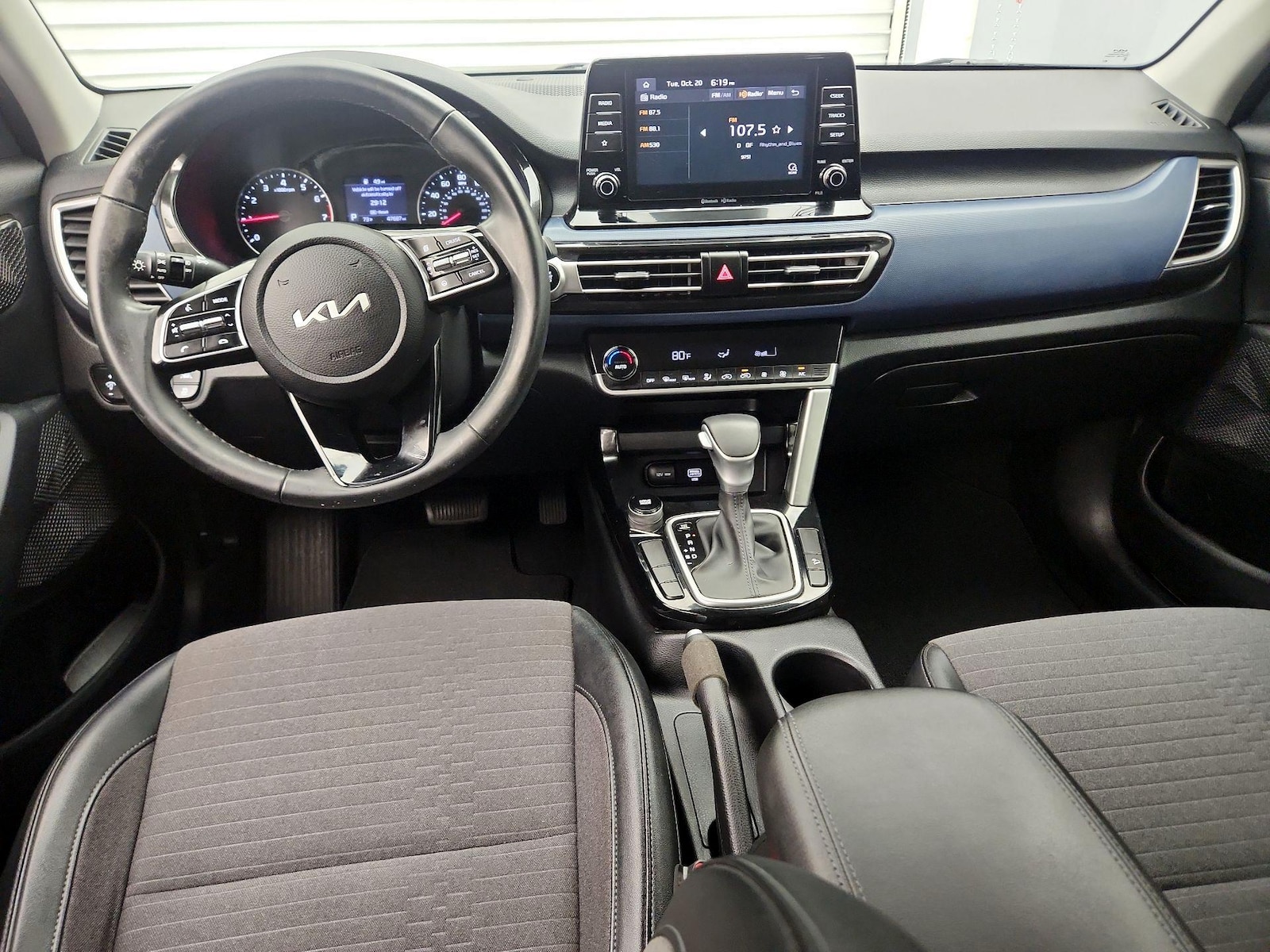 Apple CarPlay® & Android Auto™