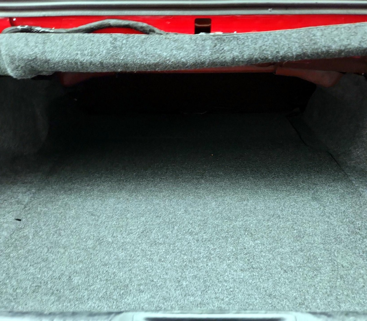 Trunk/Cargo (Seats Up)