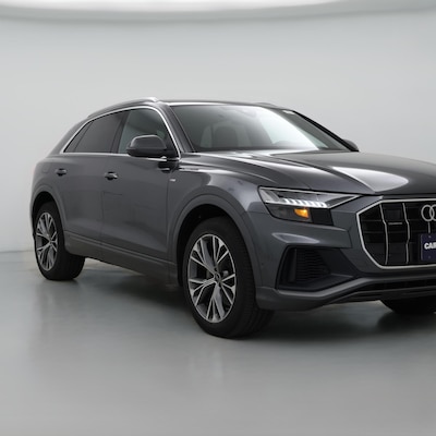 2023 Audi Q8 Premium Plus