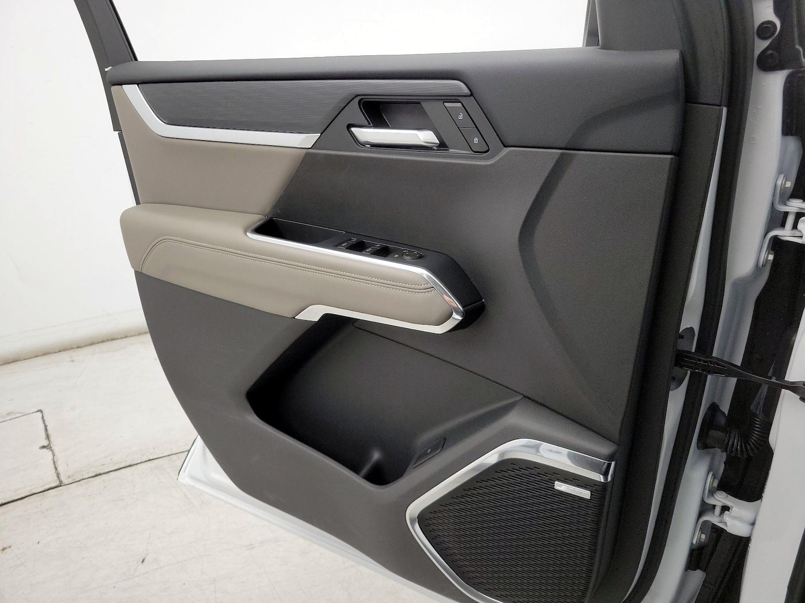 2026 GMC Acadia Elevation - Photo 13