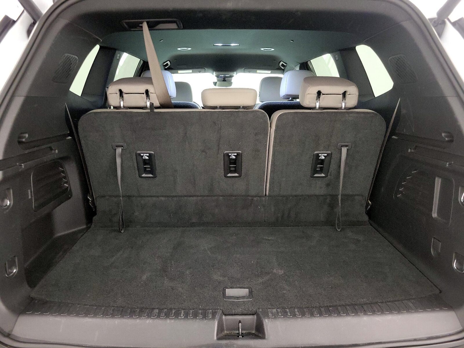 2026 GMC Acadia Elevation - Photo 23