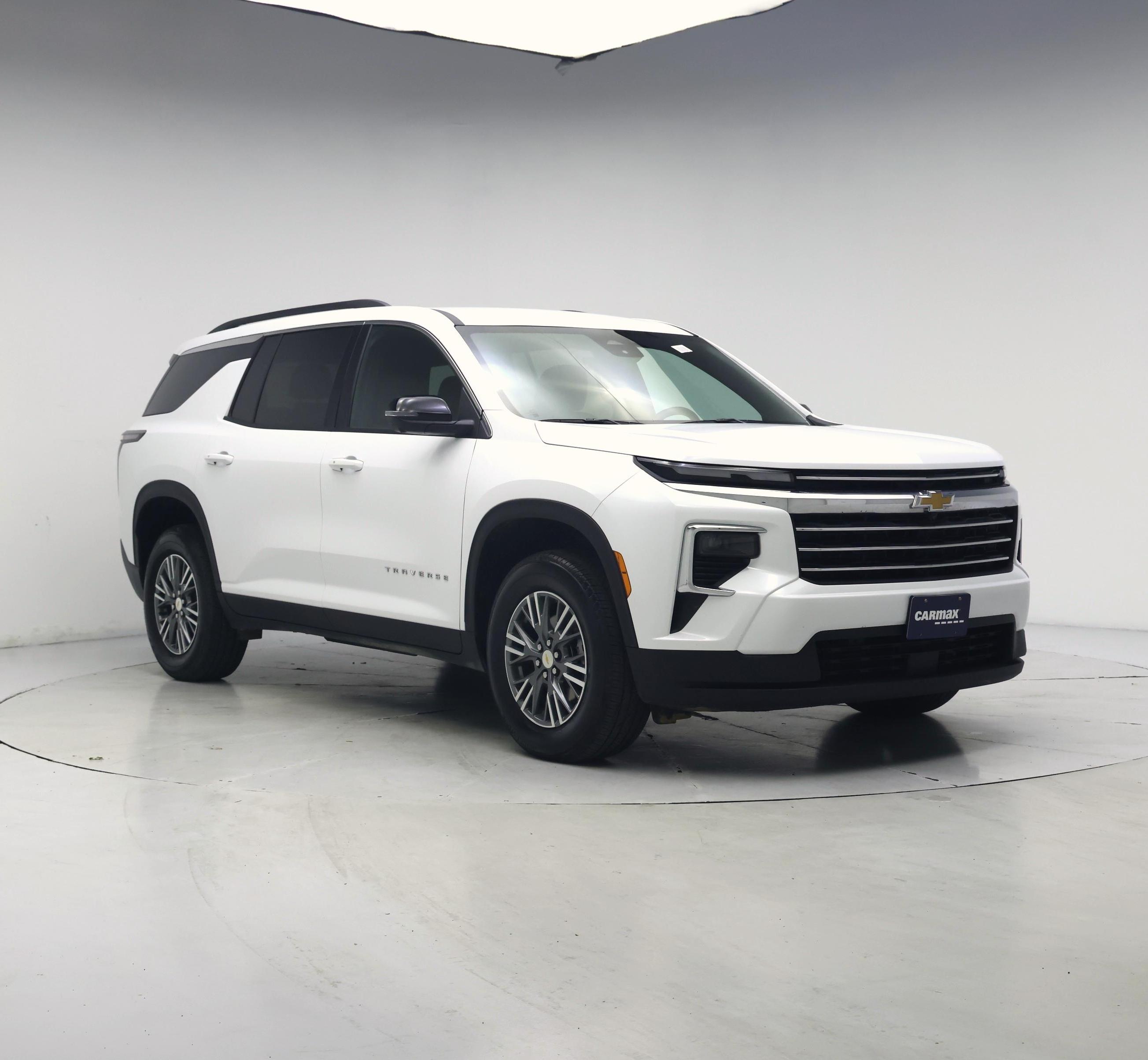 White 2026 Chevrolet Traverse SUV / Crossover Front-Wheel Drive Automatic