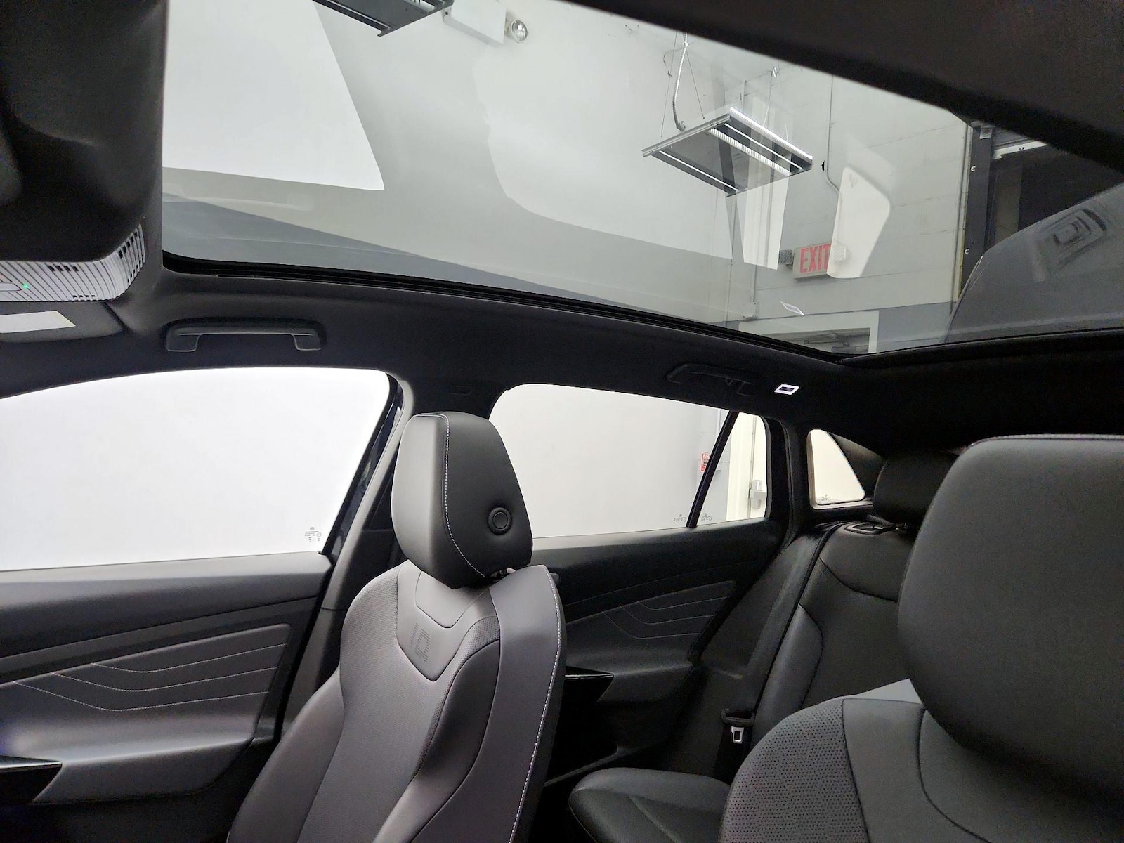 Skylight(s) & Overhead Airbags