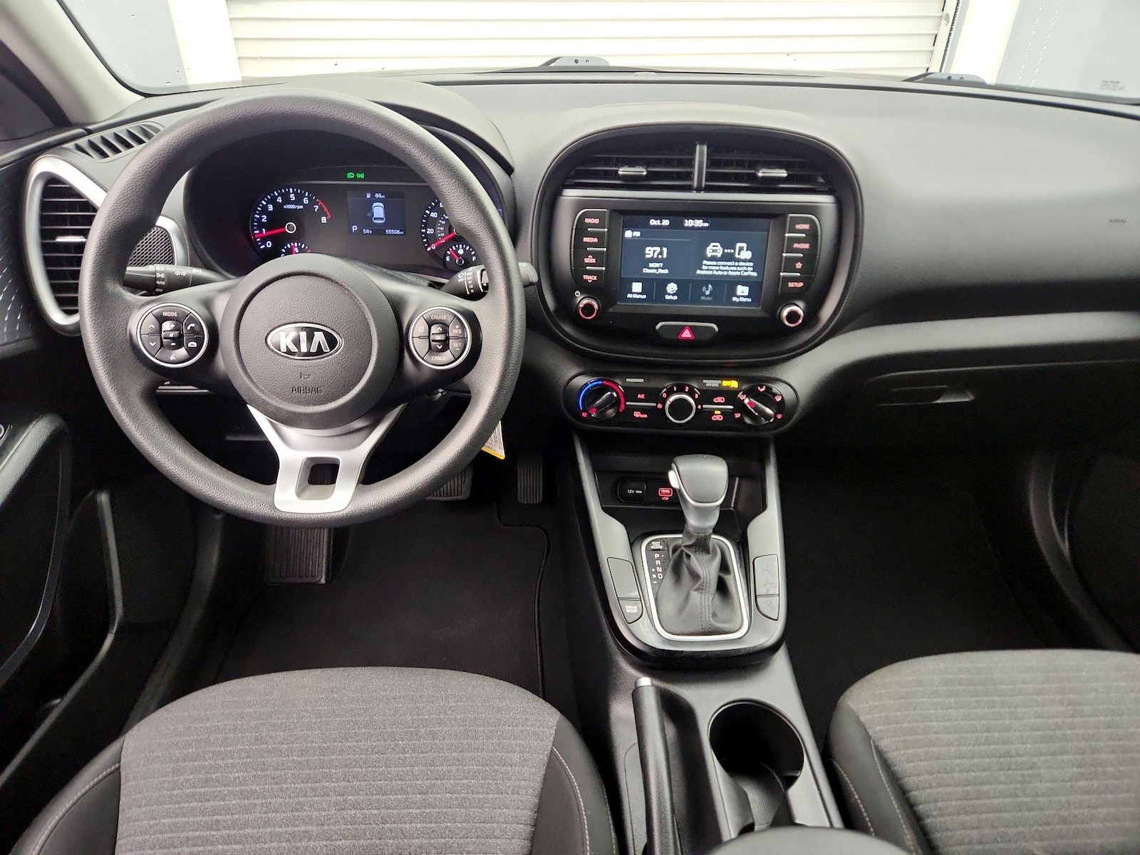 Apple CarPlay® & Android Auto™