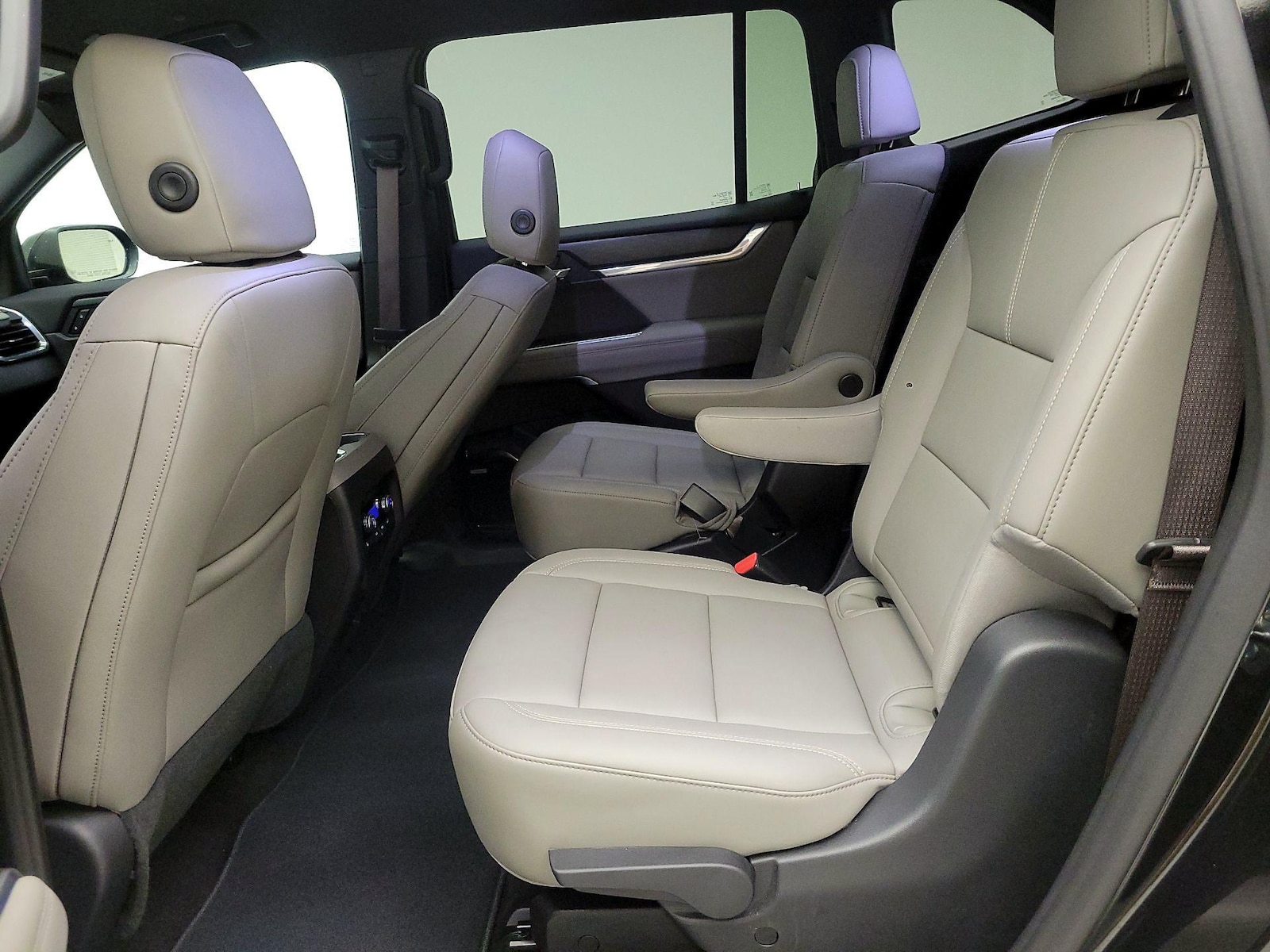 Rear Air Conditioning