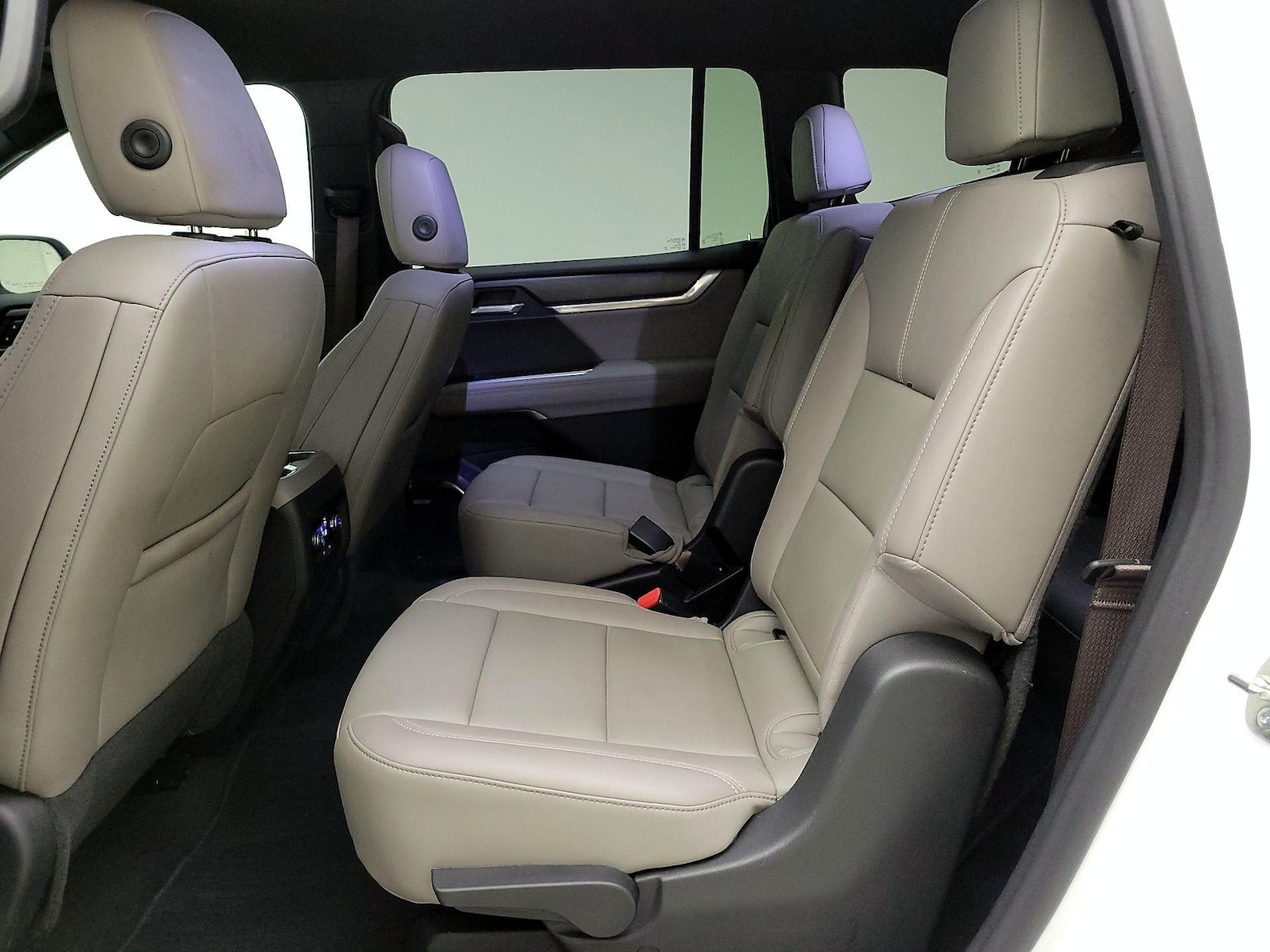 Rear Air Conditioning