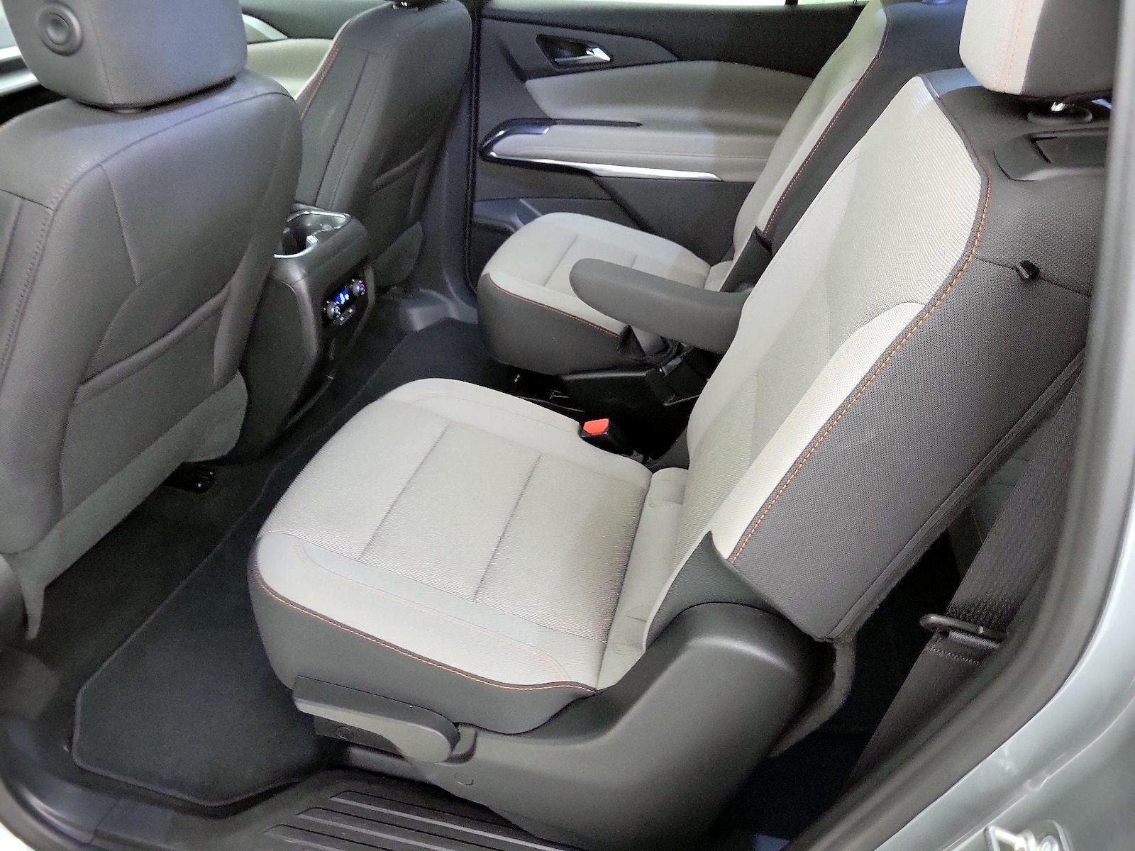 Rear Air Conditioning