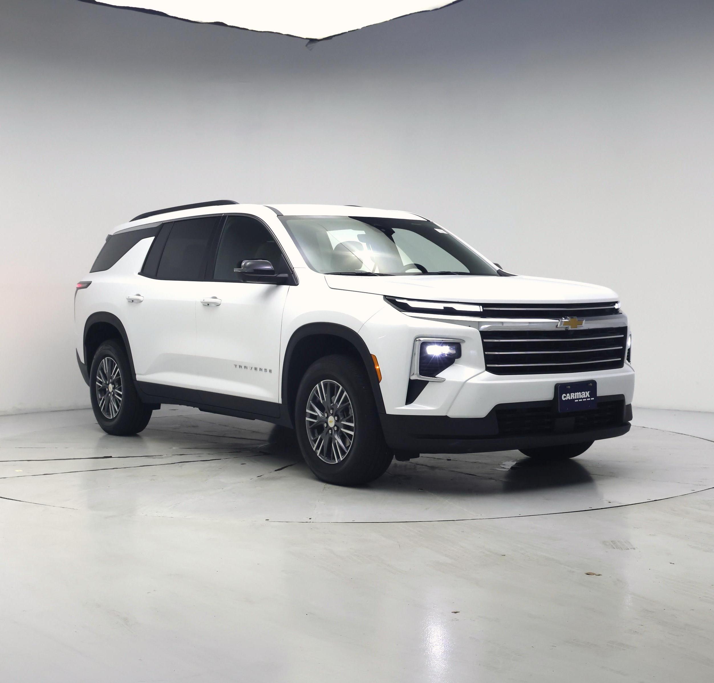 White 2026 Chevrolet Traverse SUV / Crossover Front-Wheel Drive Automatic