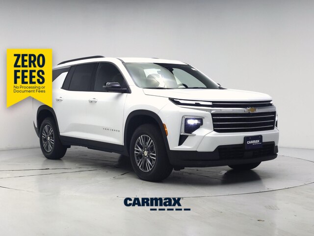 White 2026 Chevrolet Traverse SUV / Crossover Front-Wheel Drive Automatic