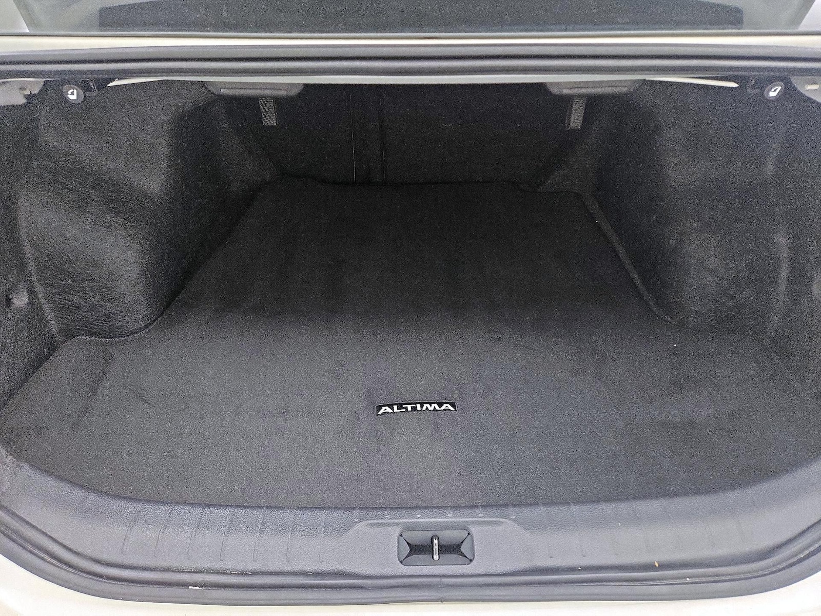 2023 Nissan Altima S - Photo 21
