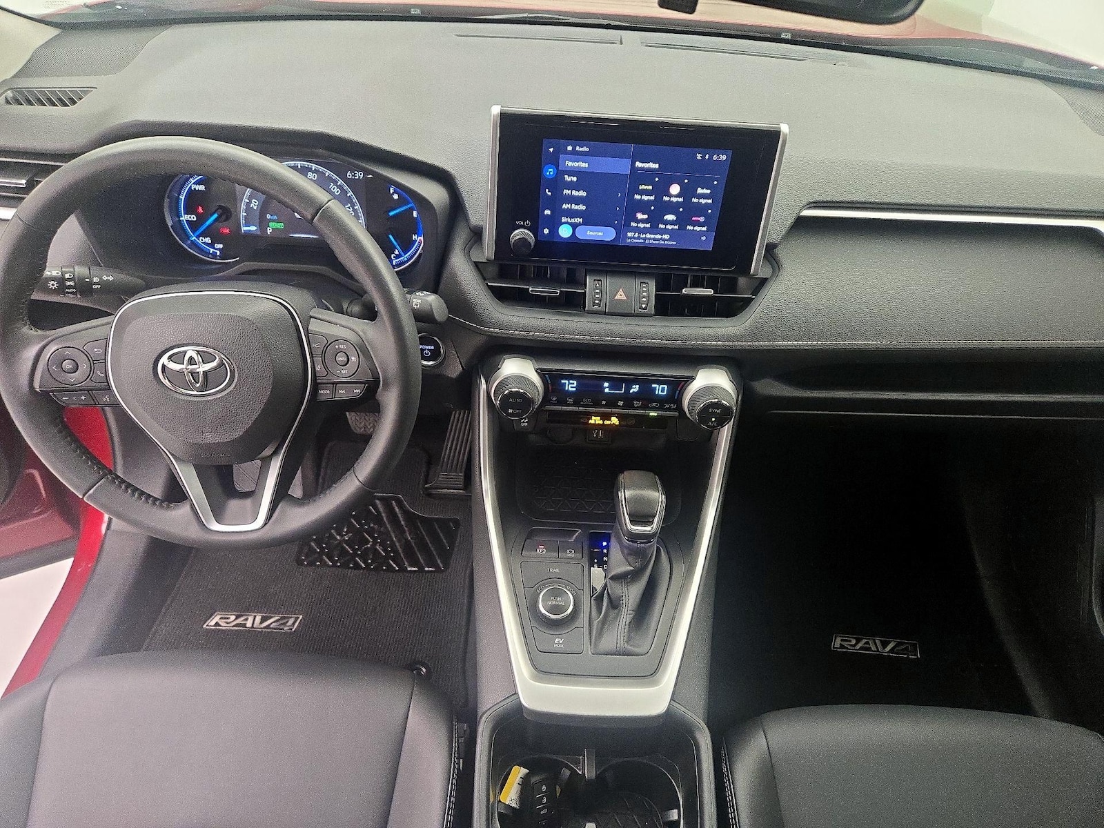 Apple CarPlay® & Android Auto™