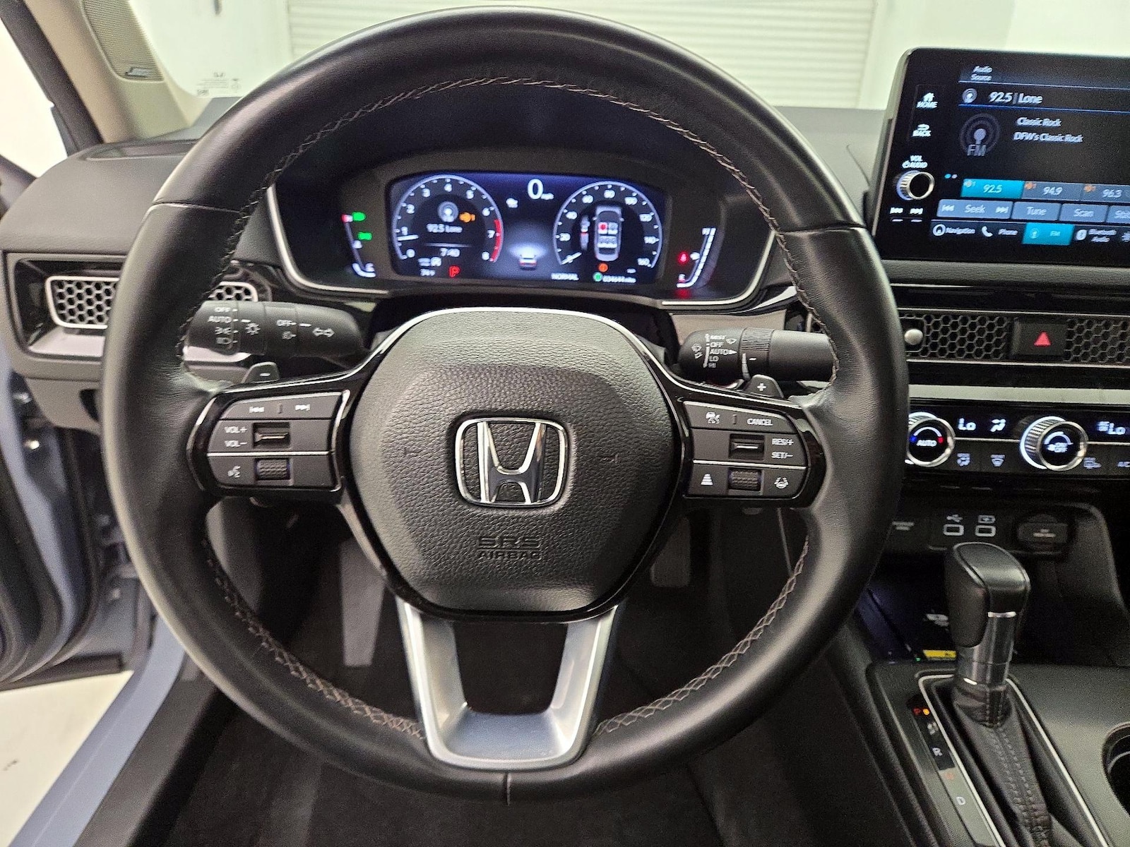 2024 Honda Civic Touring - Photo 11