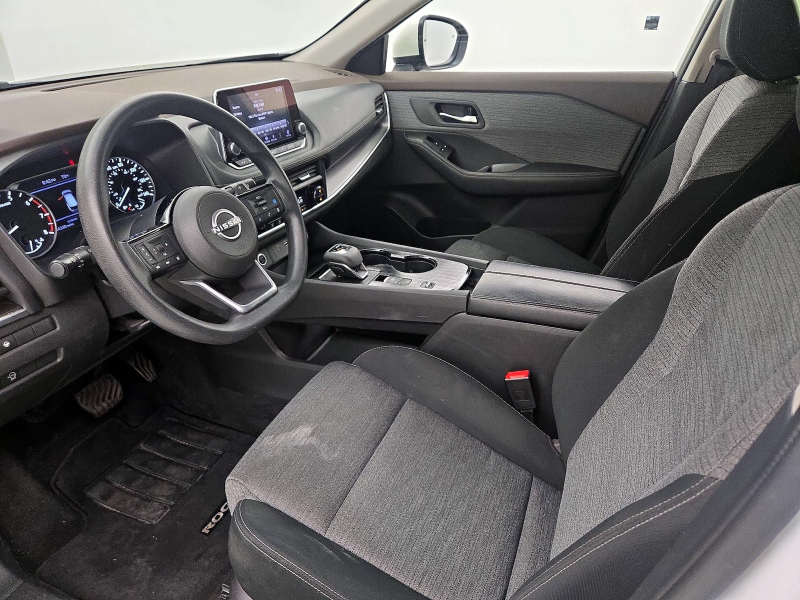 Power Seat(s) & Side Airbags