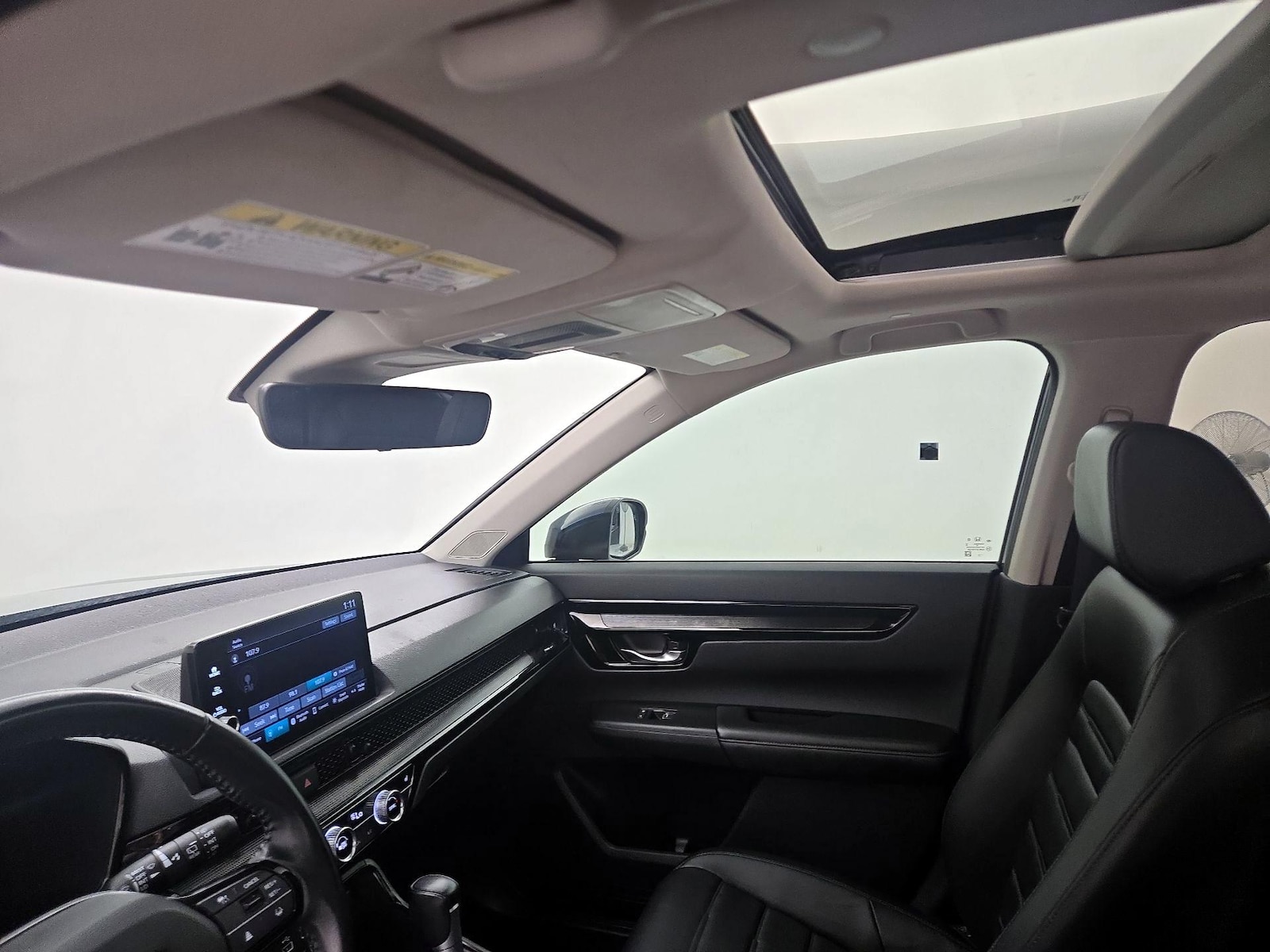Sunroof(s) & Overhead Airbags
