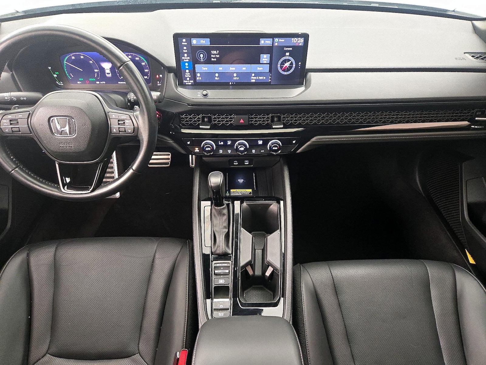 Apple CarPlay® & Android Auto™