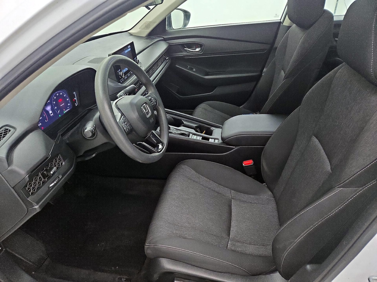 2025 Honda Accord SE - Photo 12