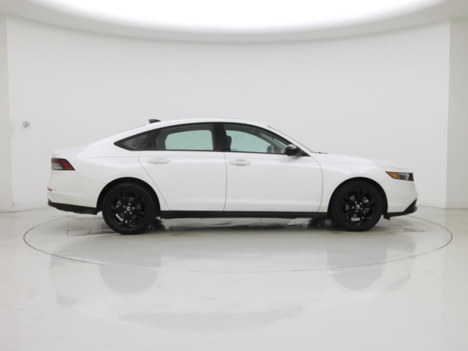2025 Honda Accord SE - Photo 8