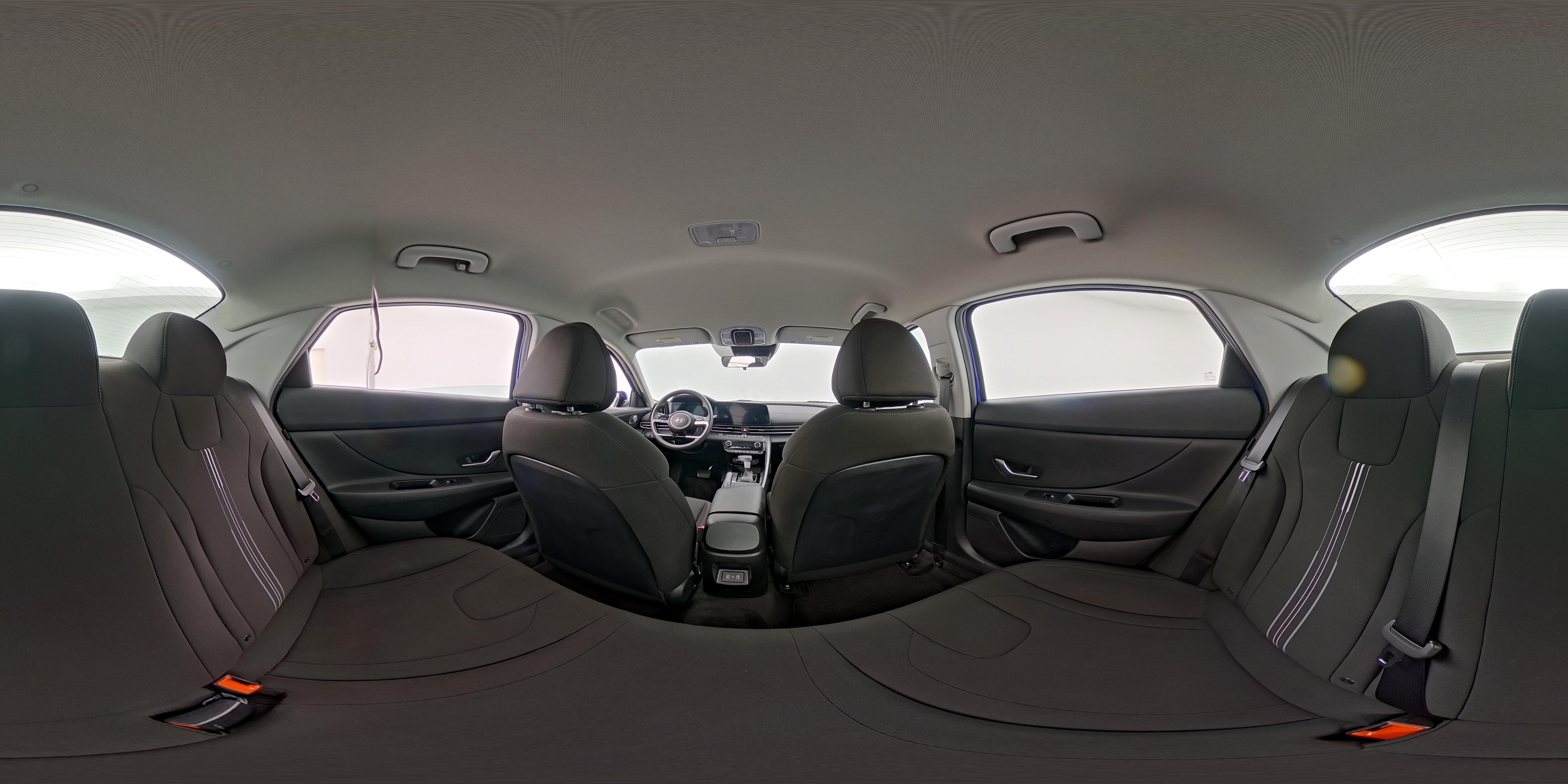 2024 Hyundai Elantra SEL - Photo 26