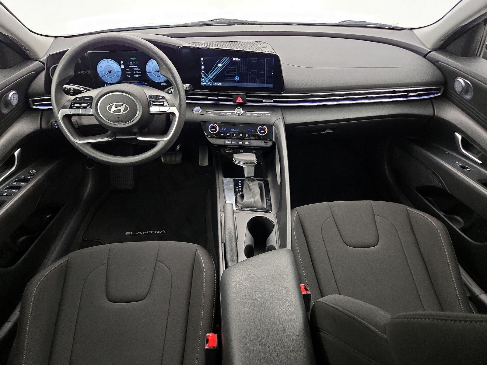 2024 Hyundai Elantra SEL - Photo 10