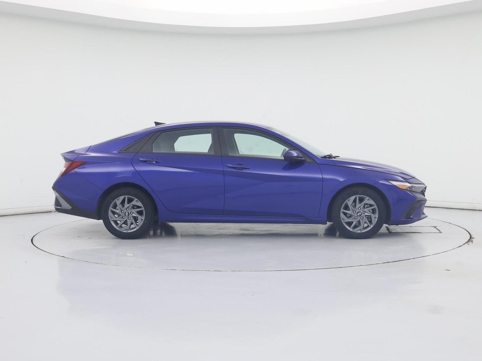 2024 Hyundai Elantra SEL - Photo 8