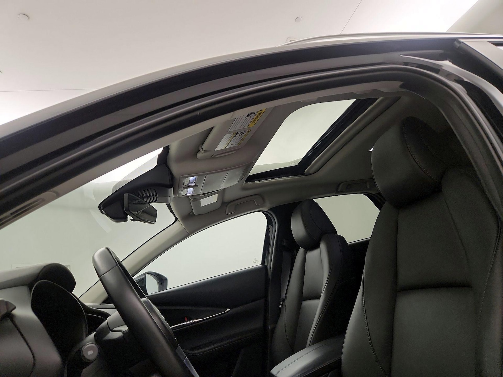 Sunroof(s) & Overhead Airbags