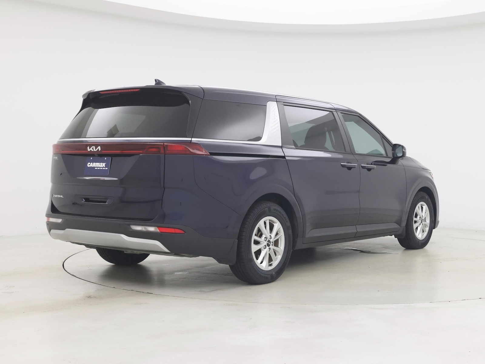 2023 Kia Carnival LX Seat Pkg - Photo 9