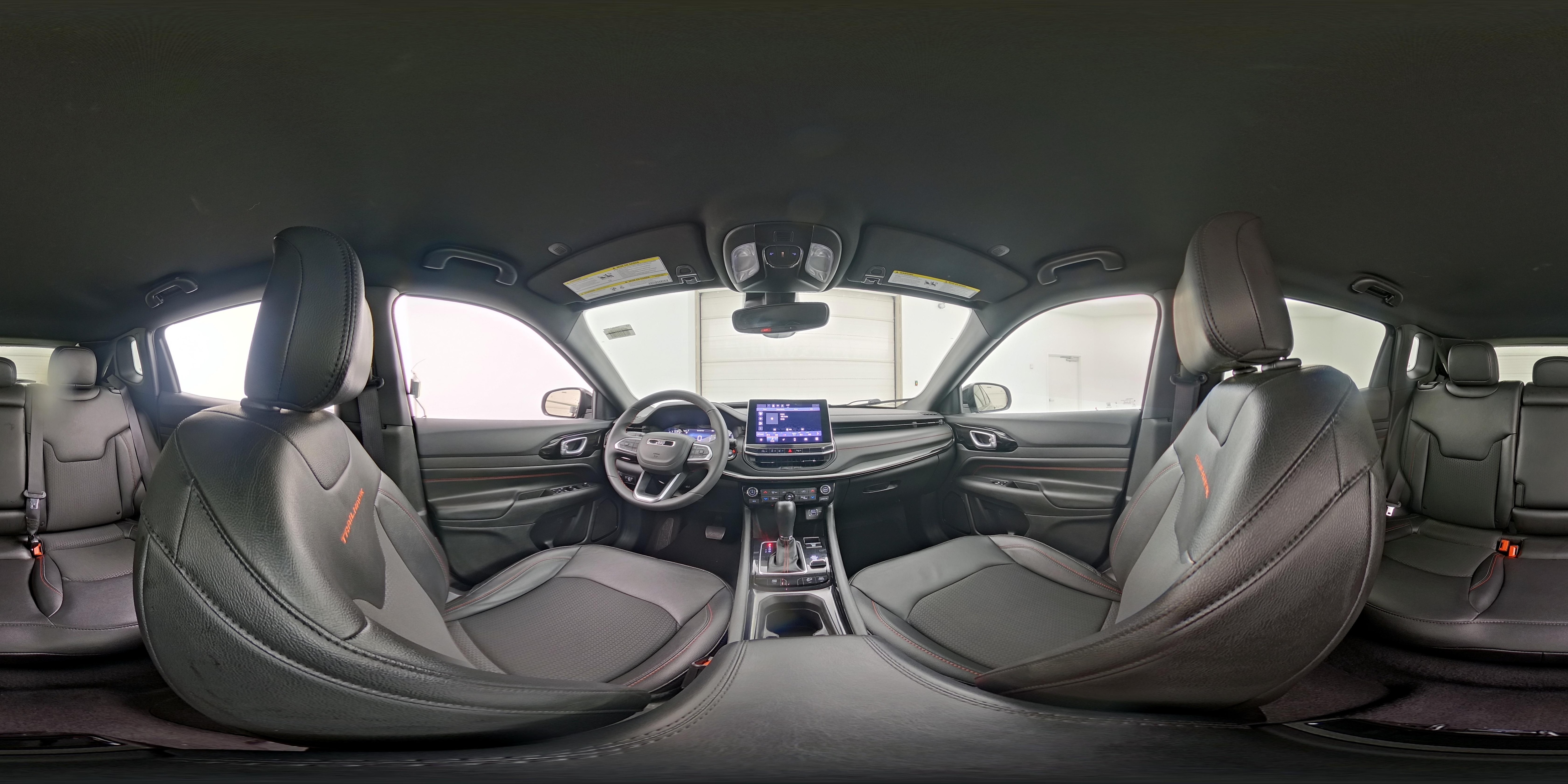 2025 Jeep Compass Trailhawk - Photo 24